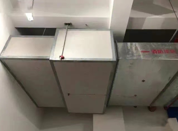 防火閥兩側(cè)2米范圍內(nèi)的風(fēng)管防火保護(hù)措施怎么做？