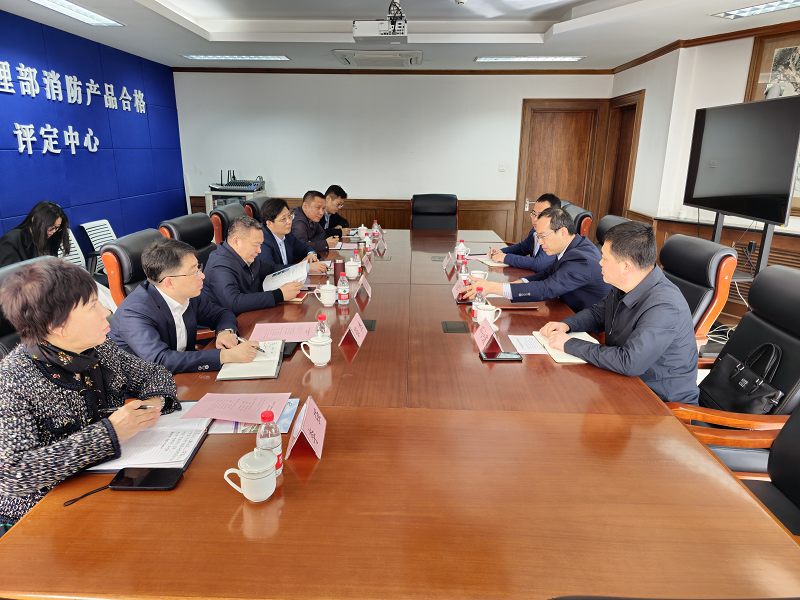 山東省產(chǎn)品質量檢驗研究院領導一行與評定中心調研交流