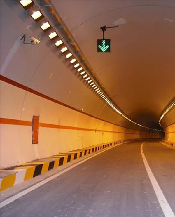 雙波段圖像型火災探測器的工作原理與技術特點