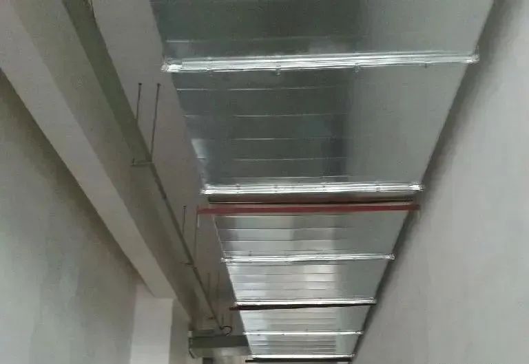 防排煙風(fēng)管耐火極限、風(fēng)管材質(zhì)選擇、安裝注意事項(xiàng)